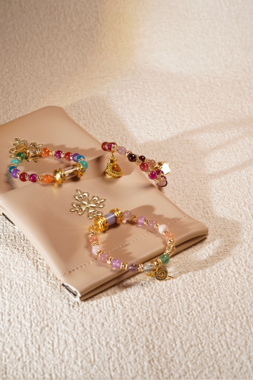 Curate Your Amulet