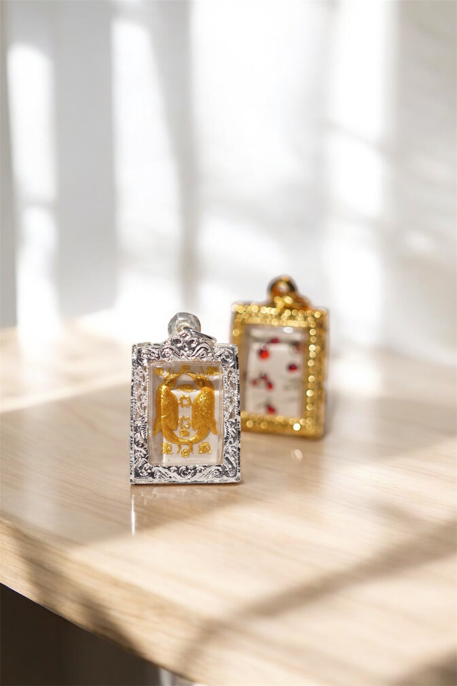 Salika Gold on White Amulet