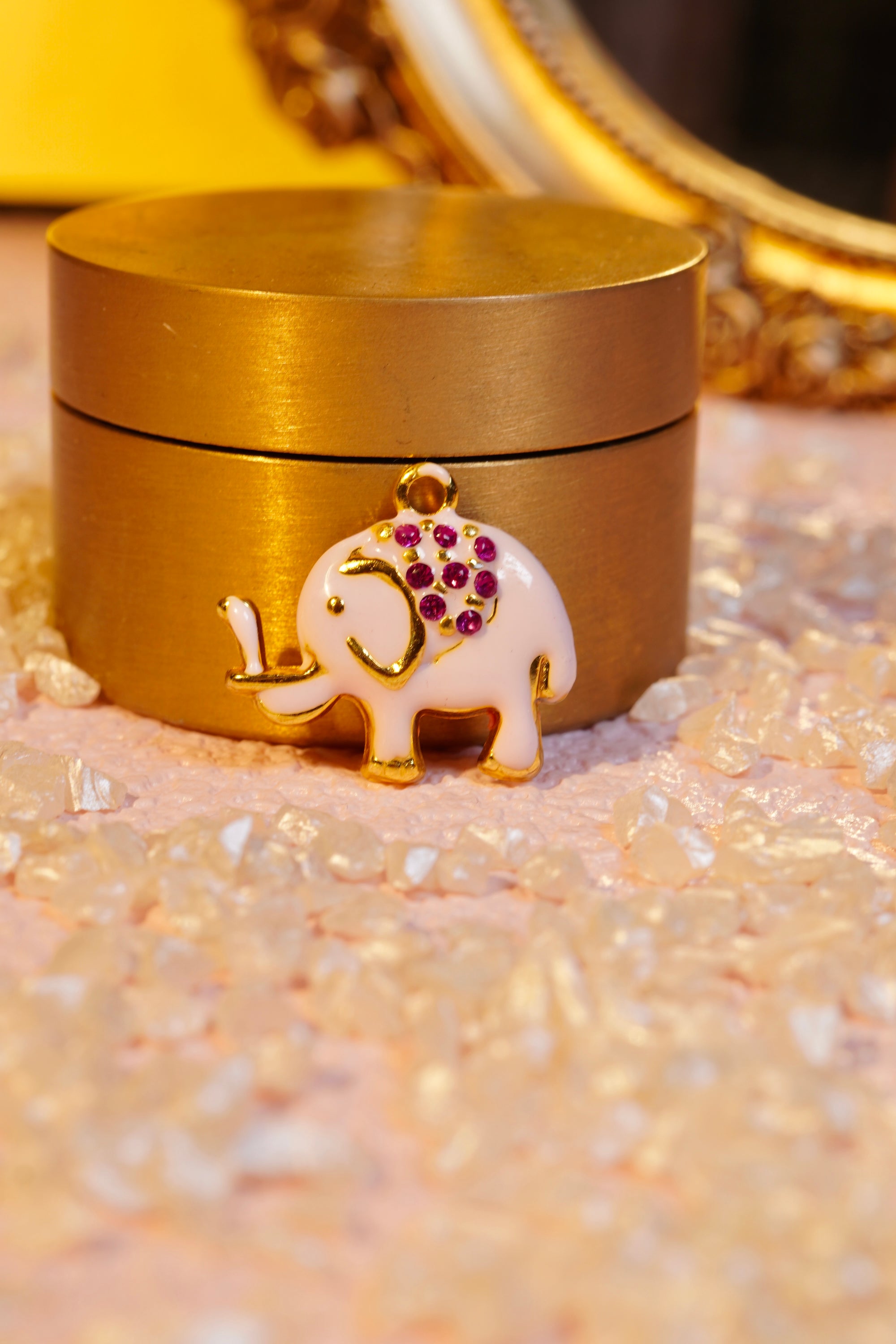Hundred Million Elephant