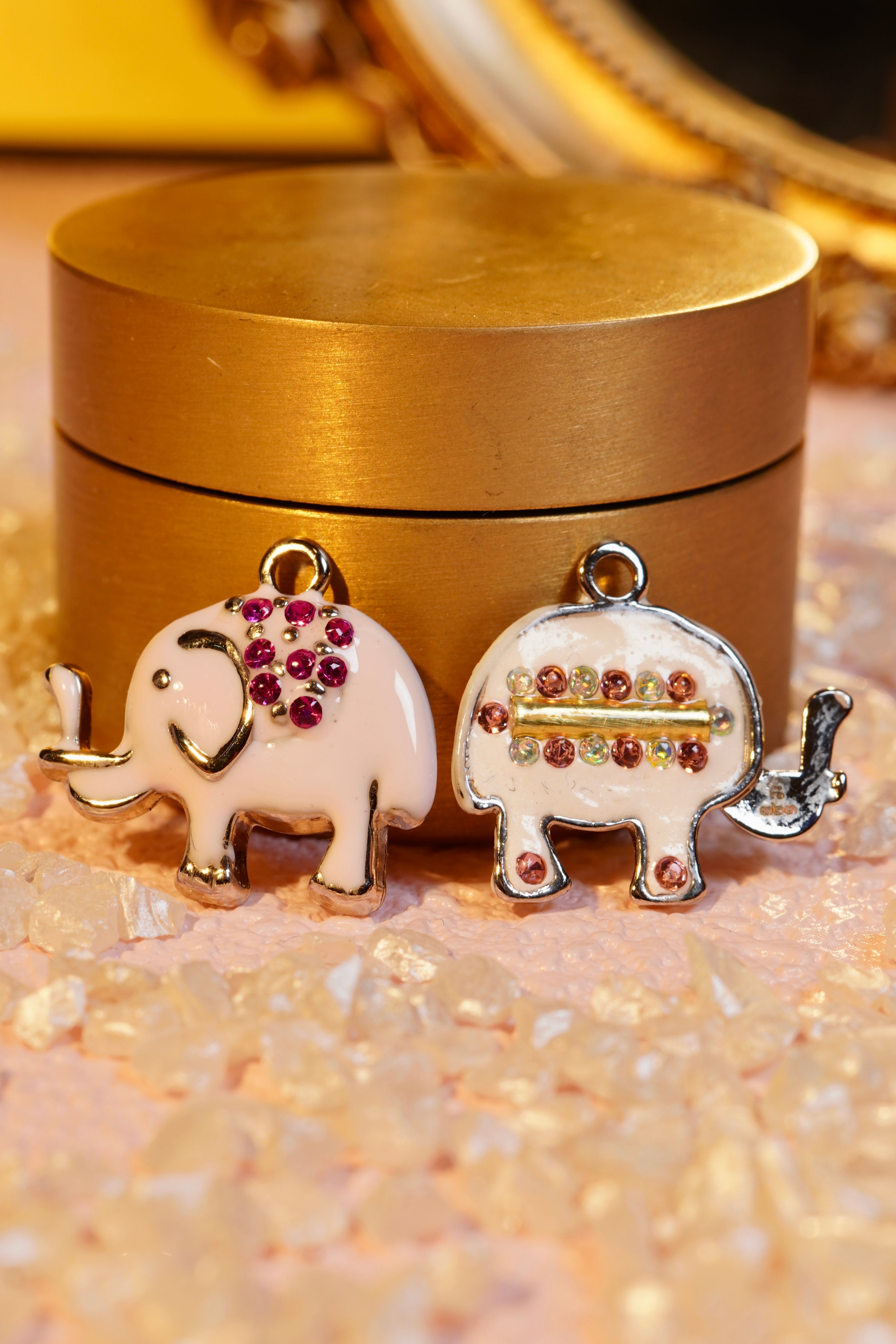 Hundred Million Elephant