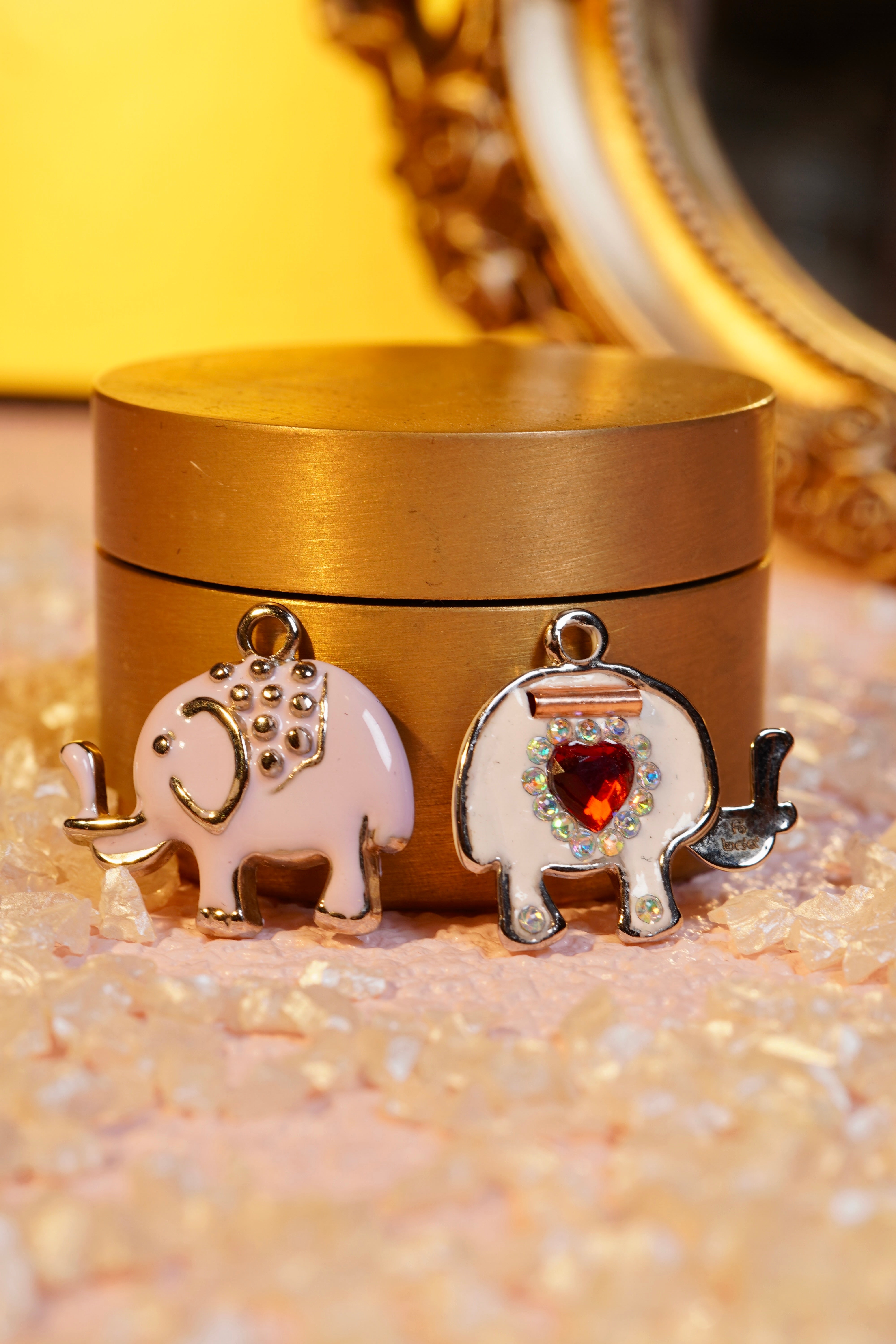 Hundred Million Elephant