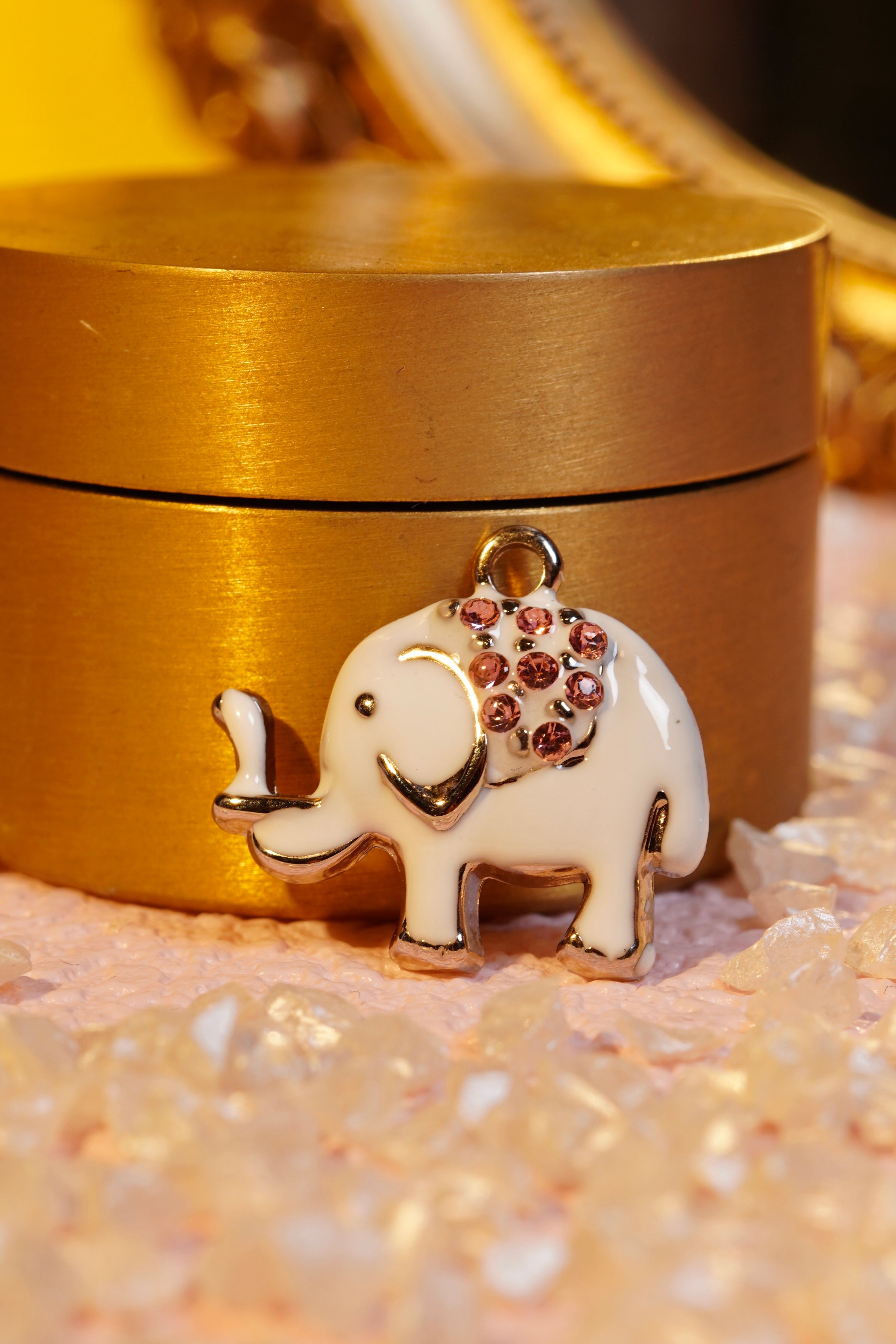 Hundred Million Elephant