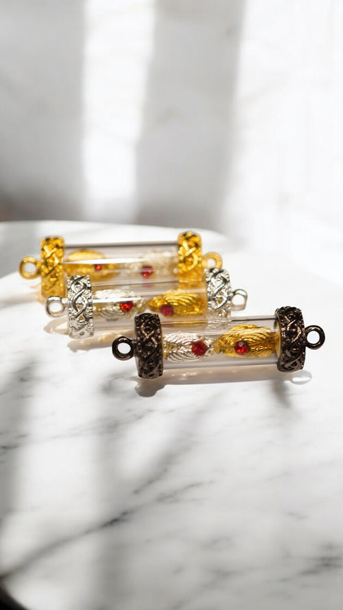Double Wasps Amulet