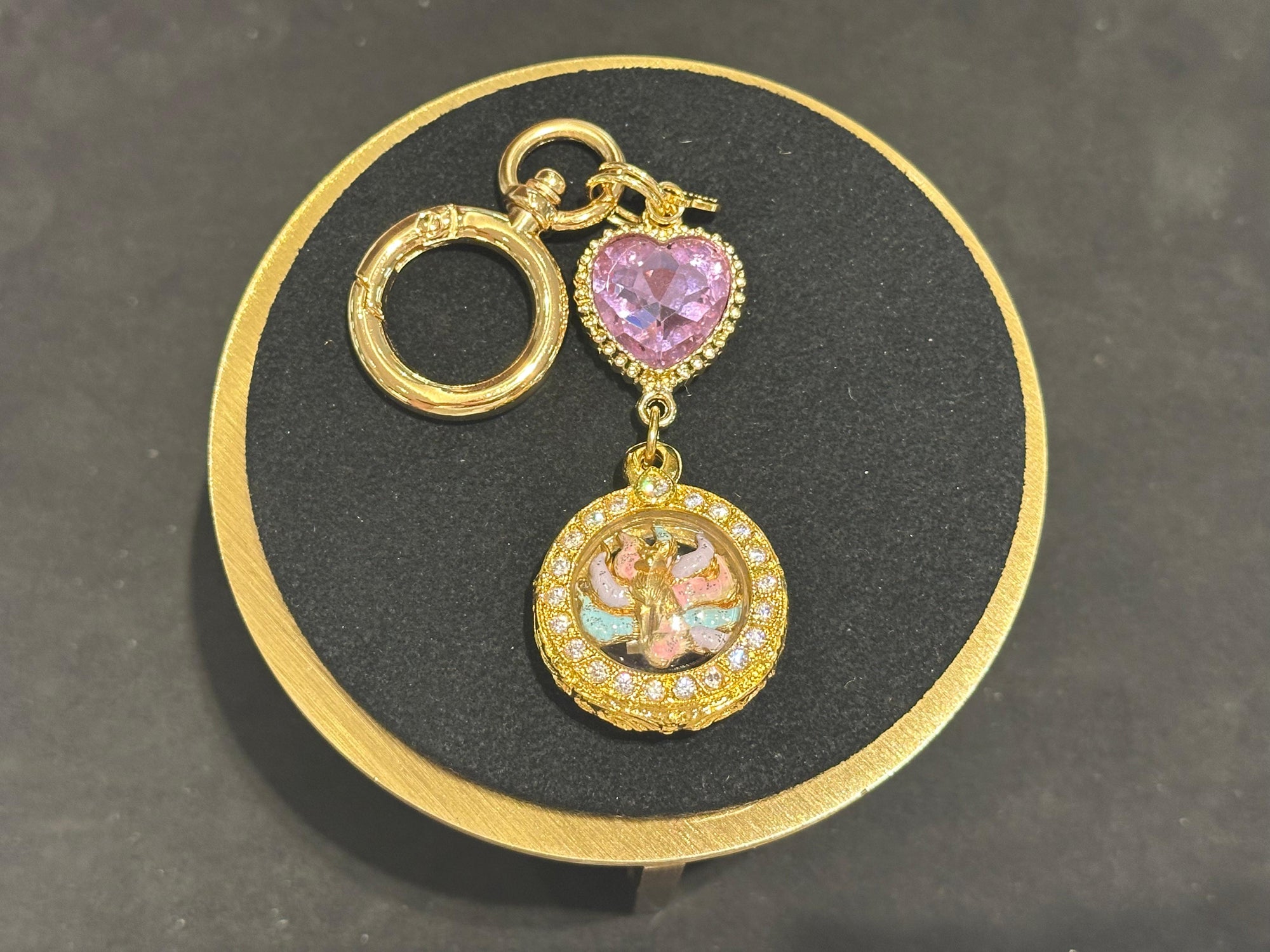 Nine-Tailed Fox Pill (W/O Keychain)